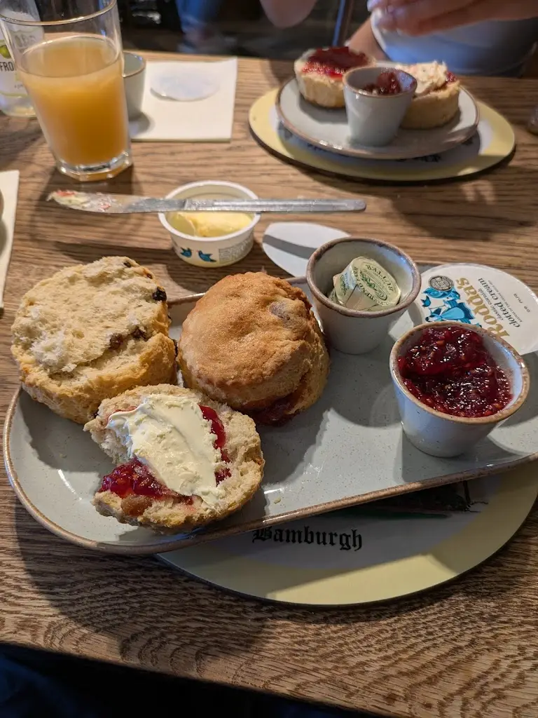 The Copper Kettle Tea Rooms_Bamburgh_slider_image_2