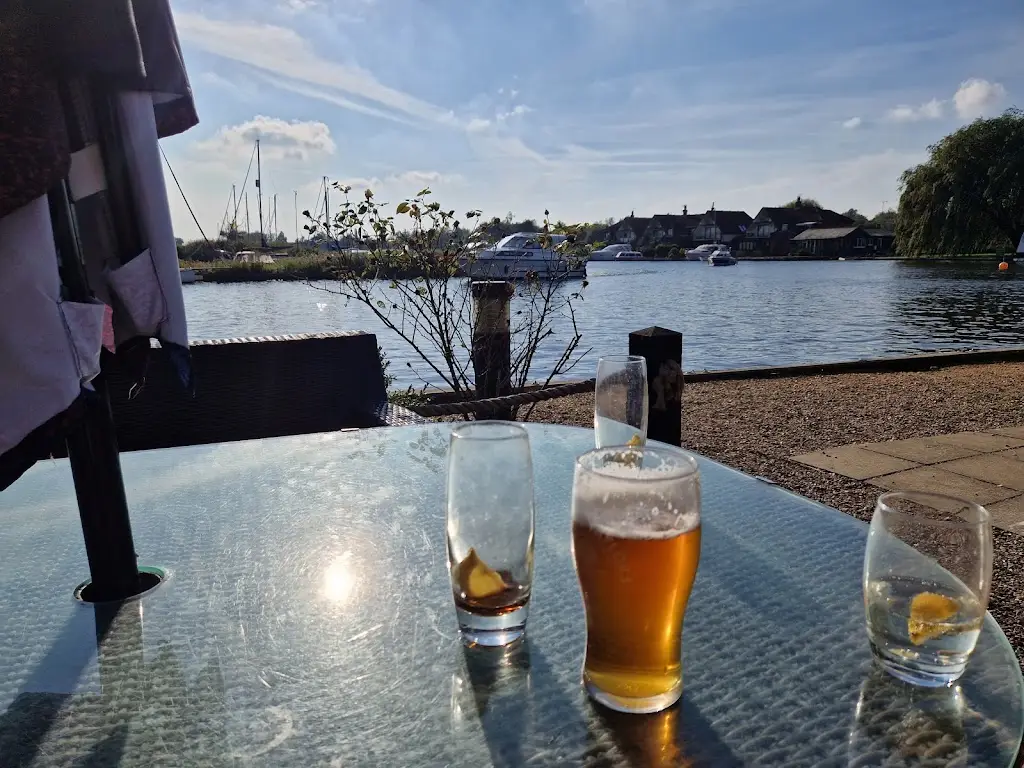 Menu_The Swan Inn_Horning_image_5