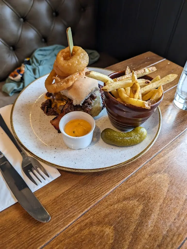 The Swan Inn_Horning_slider_image_2