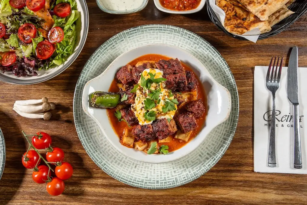 Reina Meze Grill_Hornchurch_slider_image_2