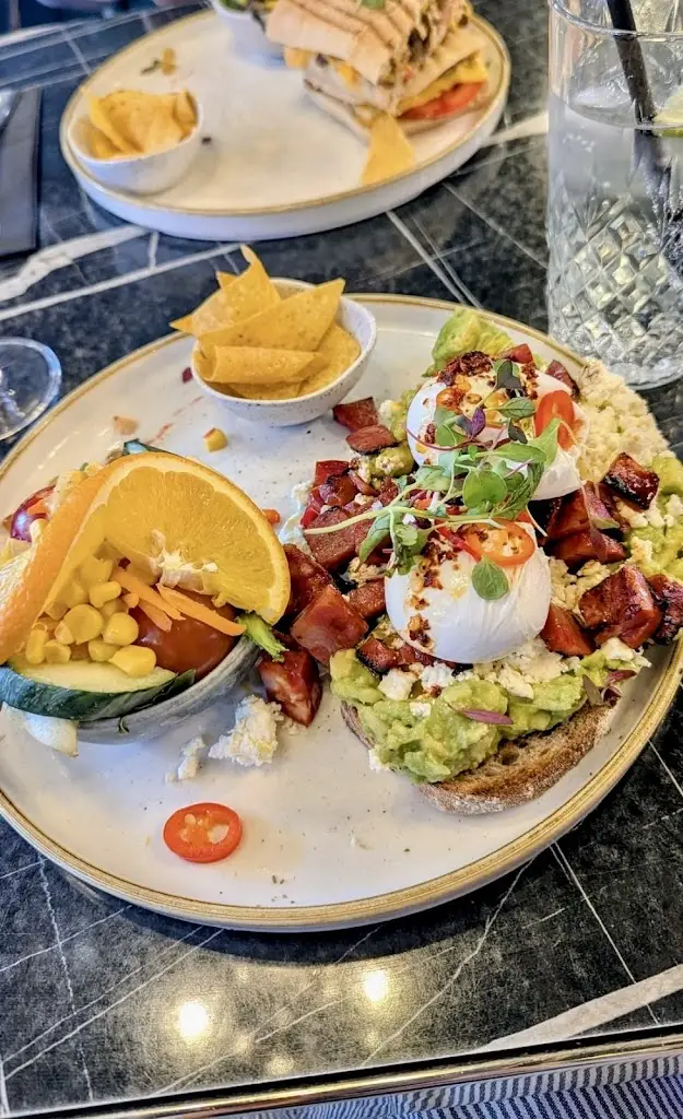 B H_Marley's Brasserie & Lounge_Hornchurch_review