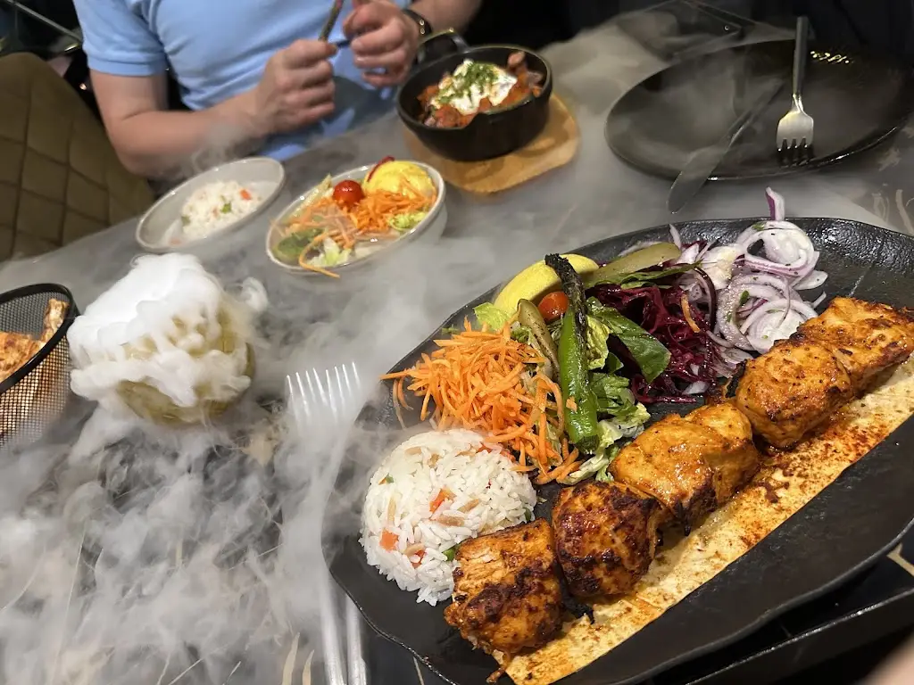 Bianca Iuga_Shish Meze_Hornchurch_review