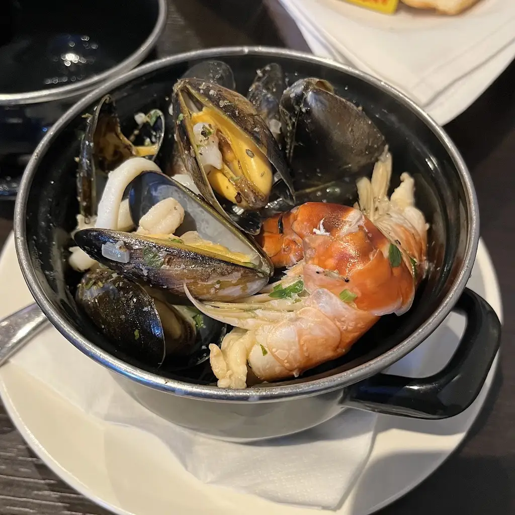 Riennas Restaurant_Hornchurch_slider_image_3