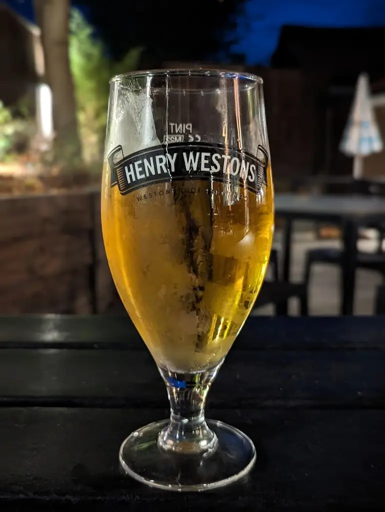 The Dog Inn_Horsford_slider_image_2