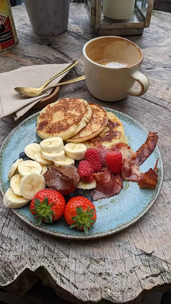 Menu_Hideout Holmfirth_Holmfirth_image_3