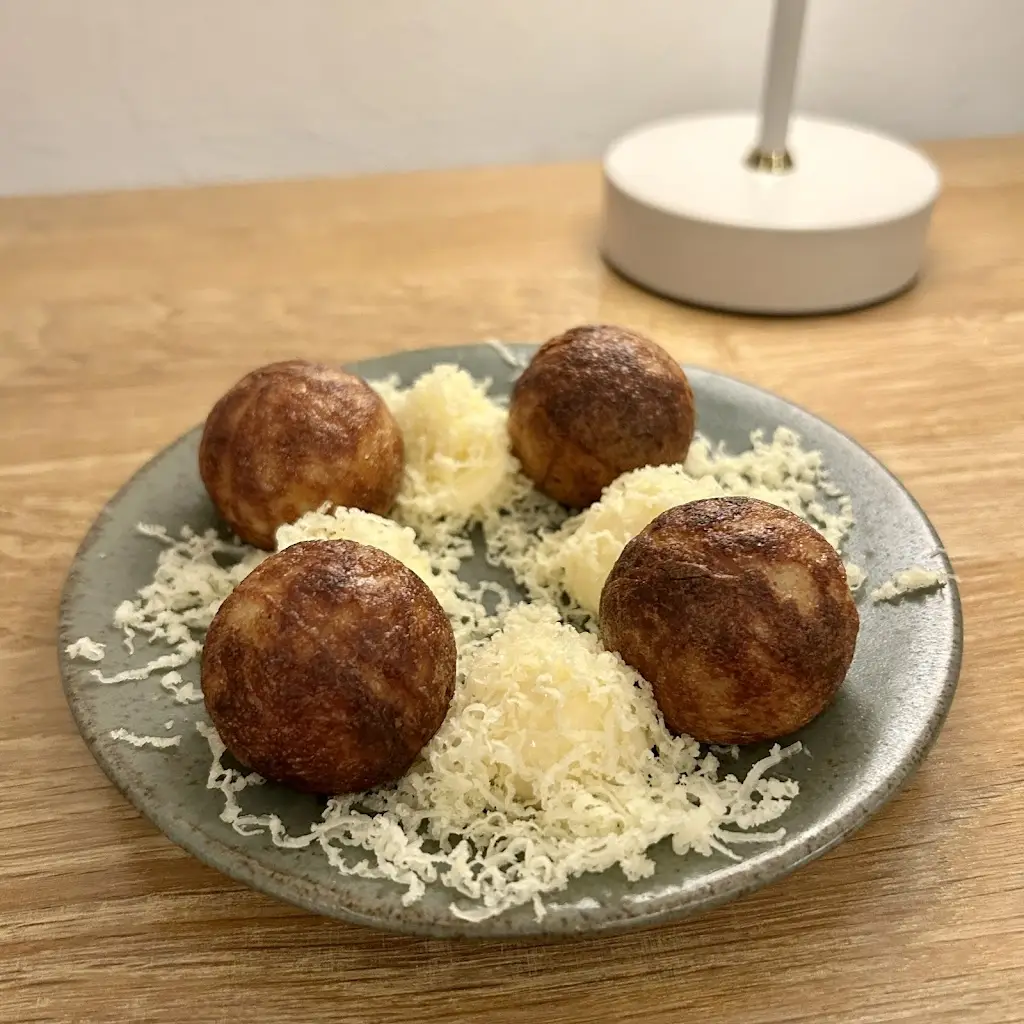 The Whippet & Pickle_Holmfirth_slider_image_3