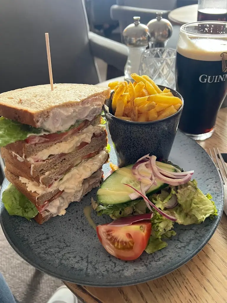 Edwina Johnson_The Victoria Hotel, Bamburgh_Bamburgh_review