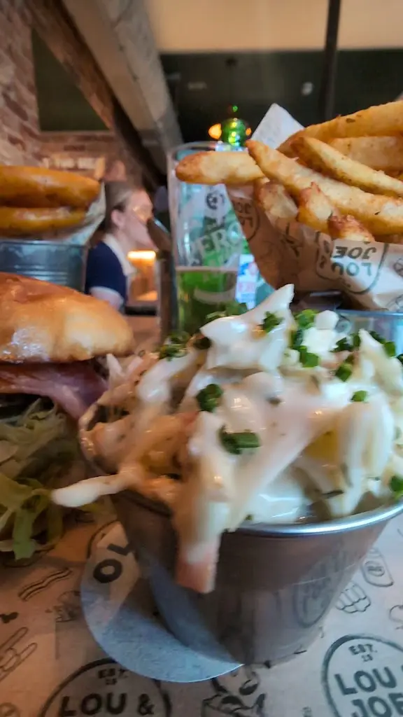 Lou & Joe's Burger Company_Holmfirth_slider_image_2