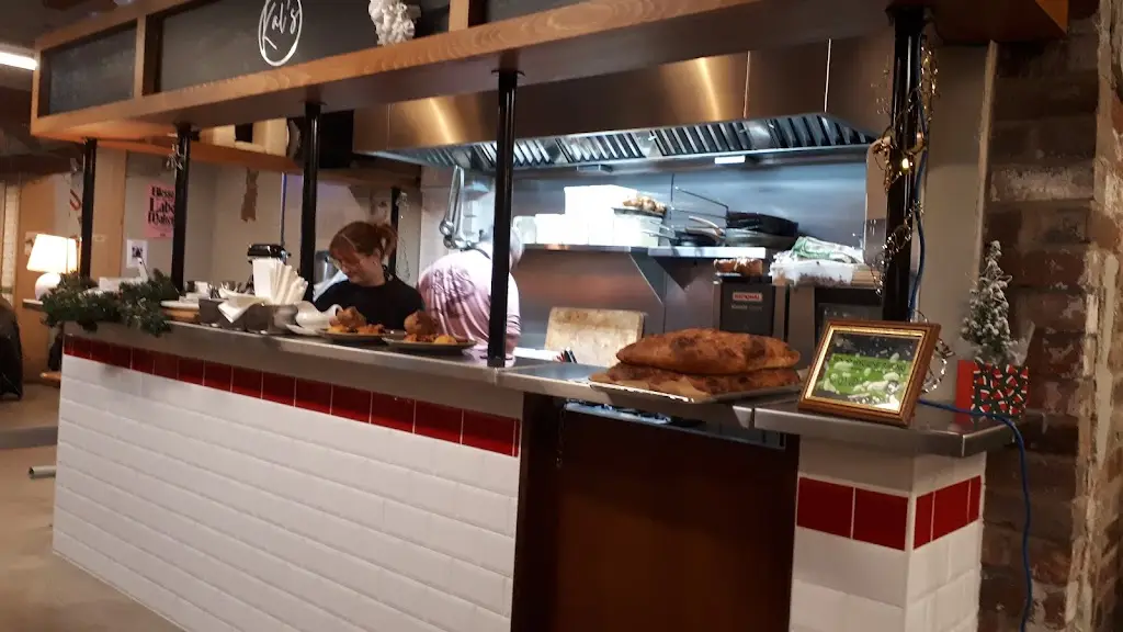 Kal's Holmfirth_Holmfirth_slider_image_1