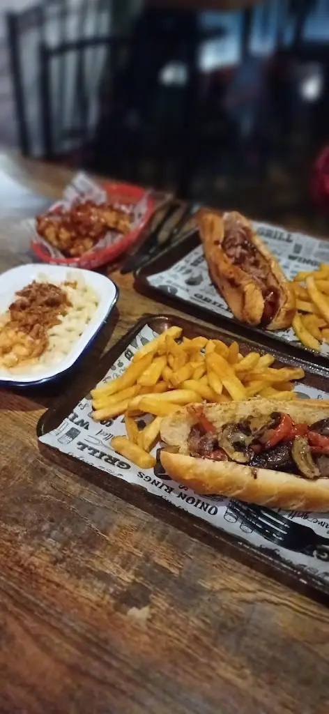 Donna Preece_Holmfirth Tavern_Holmfirth_review