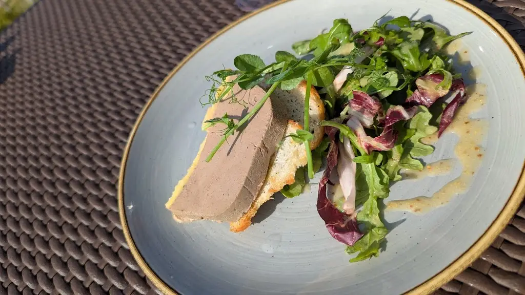 Claire W_Holmfirth Vineyard, Accommodation & Restaurant by Sheveling Wine Estates_Holmfirth_review