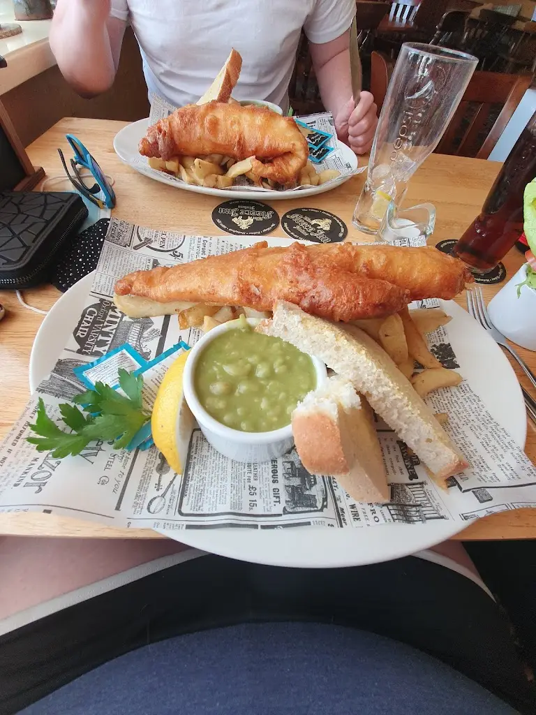 Menu_The Fleece Inn_Holmfirth_image_5