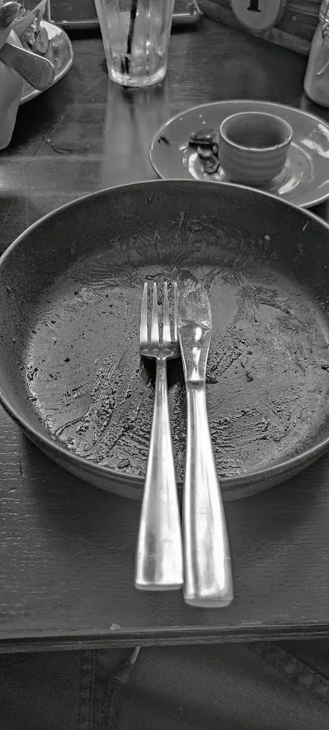 Jez Joseph_The Archive Cafe_Holmfirth_recensione