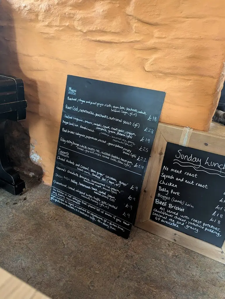 Menu_The Leaping Salmon_Horrabridge_image_2