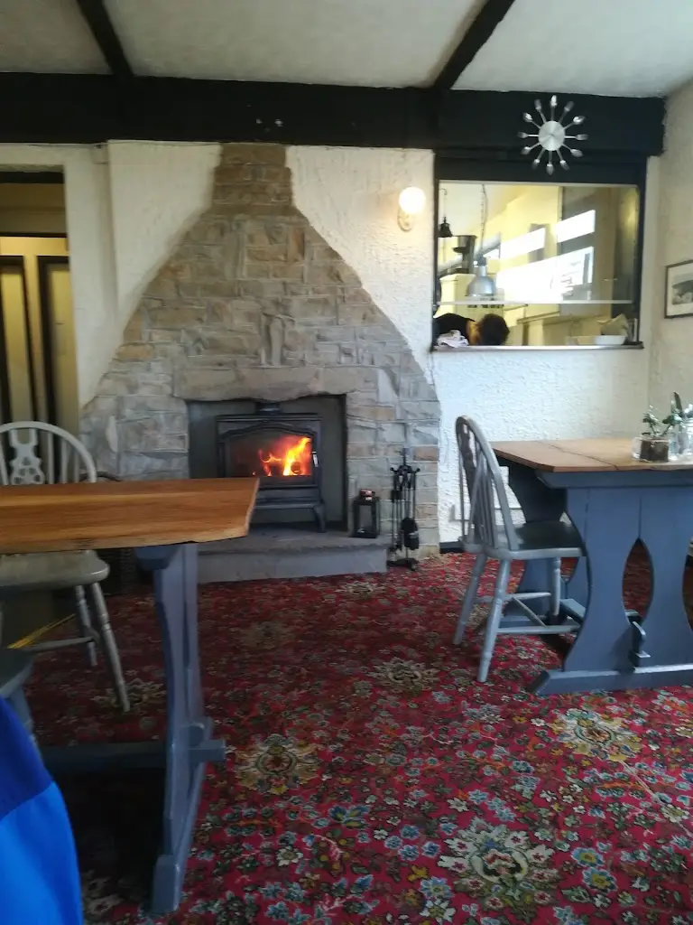 Viv Middleton_Swiss Cottage Restaurant & Lounge Bar_Hornsea_review