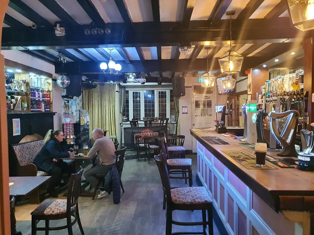 Rose & Crown_Hornsea_slider_image_1