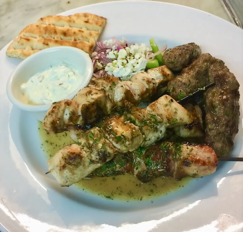 Sokrates Greek Taverna _Horwich_slider_image_2