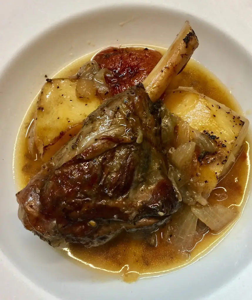 Sokrates Greek Taverna _Horwich_slider_image_3