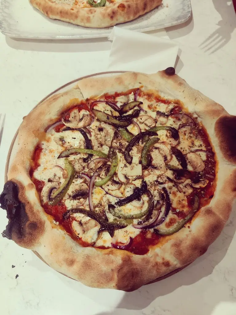 Zander T_Leo’s Italian Restaurant Horwich_Horwich_review