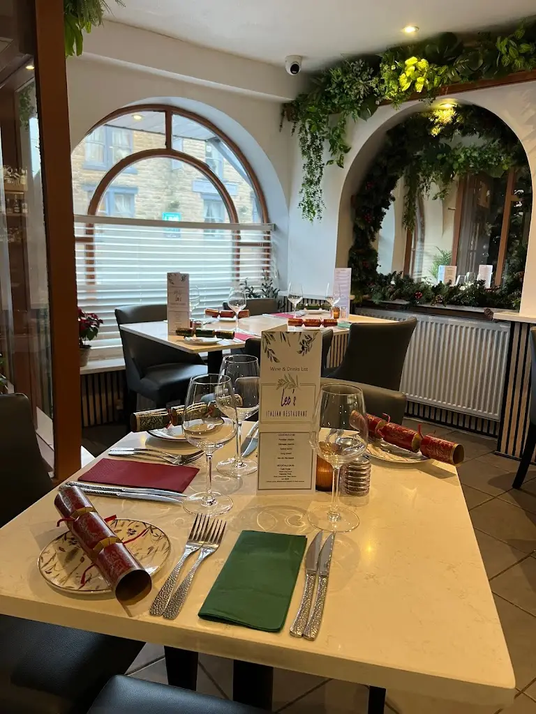 Leo’s Italian Restaurant Horwich_Horwich_slider_image_3