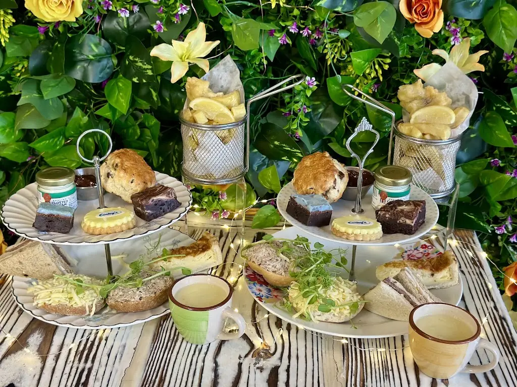 Curley's Dining Rooms_Horwich_slider_image_3