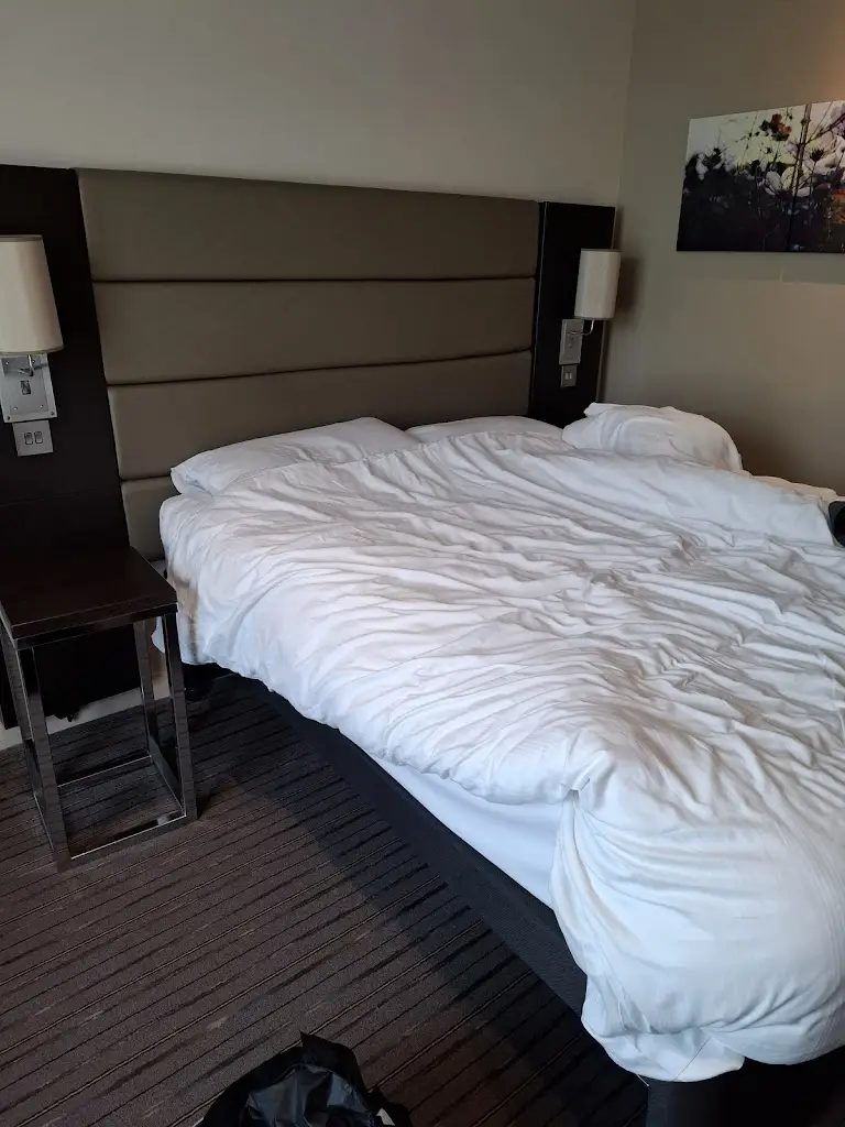 Jinder Singh_Premier Inn Bedford South (A421) hotel_Houghton Conquest_recensione