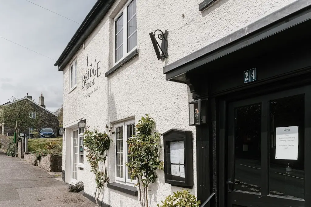 Bridge House_Bampton_slider_image_3