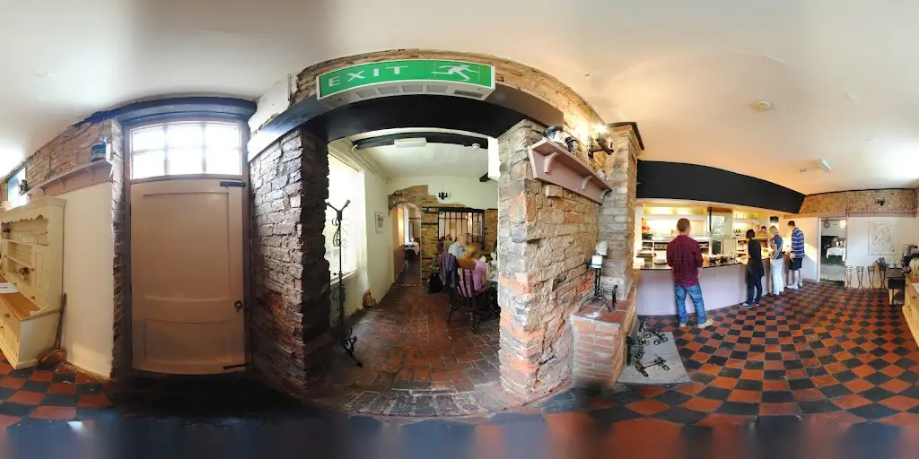 The Bull Courtyard Restaurant_Horncastle_slider_image_1