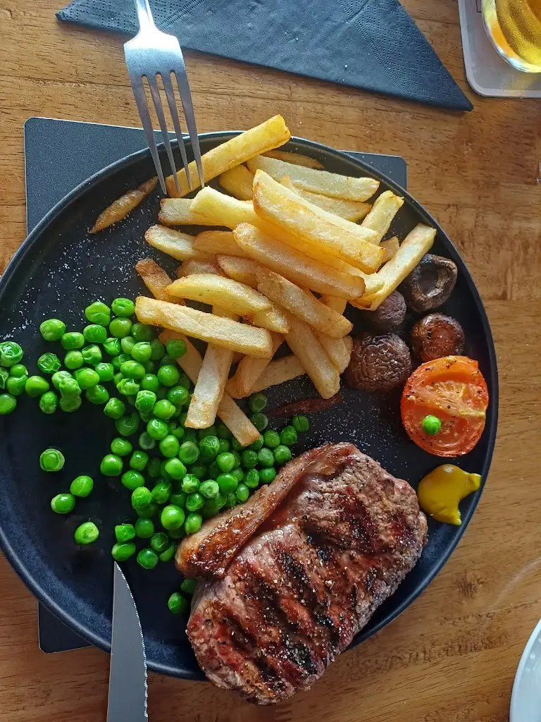 Menu_The West Ashby Arms_Horncastle_image_3