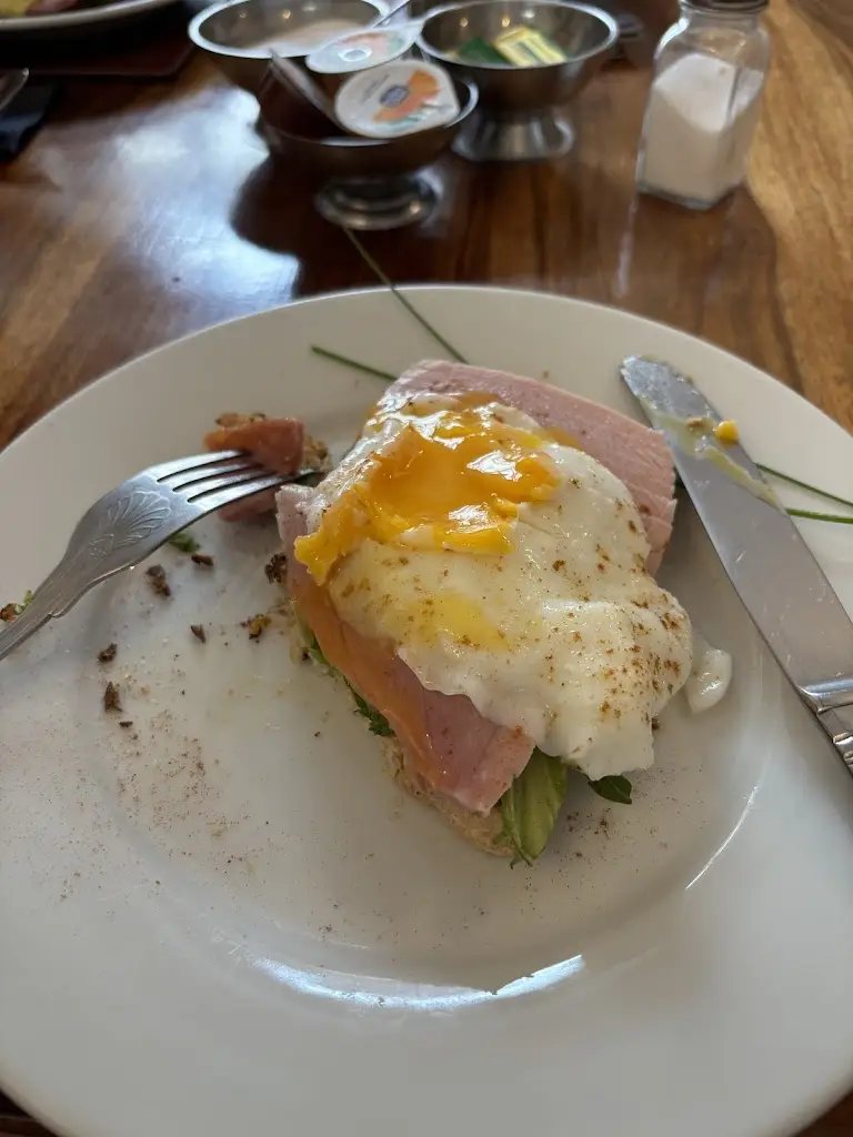 Clair Muschamp_The Bull Hotel_Horncastle_review