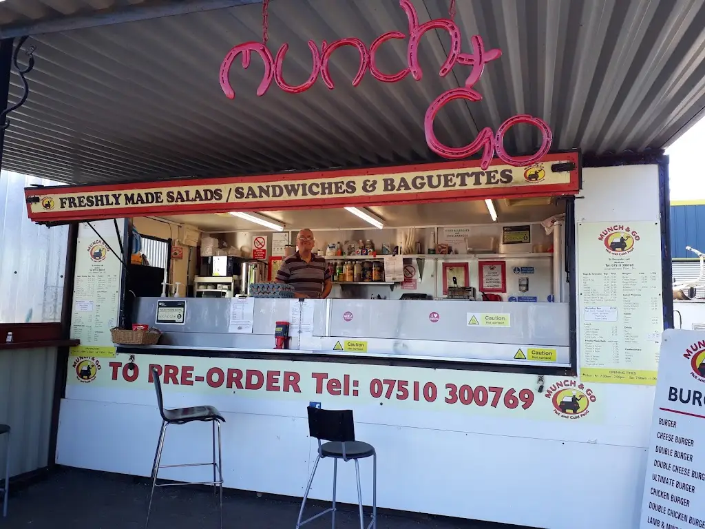 Munch & Go_Horncastle_slider_image_3