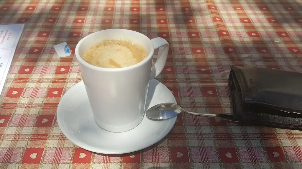 Menu_Pop Inn Doodles Diner_Horncastle_image_3