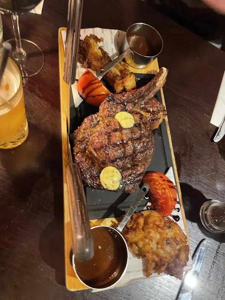 Sol Shorey_Miller & Carter Horsham_Horsham_review