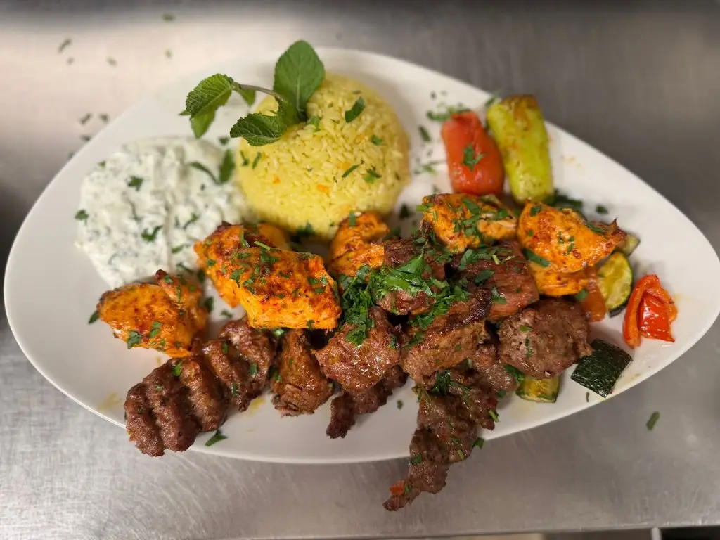 Angel Gabriel Gutierrez Perez_Zeytin_Horsham_review