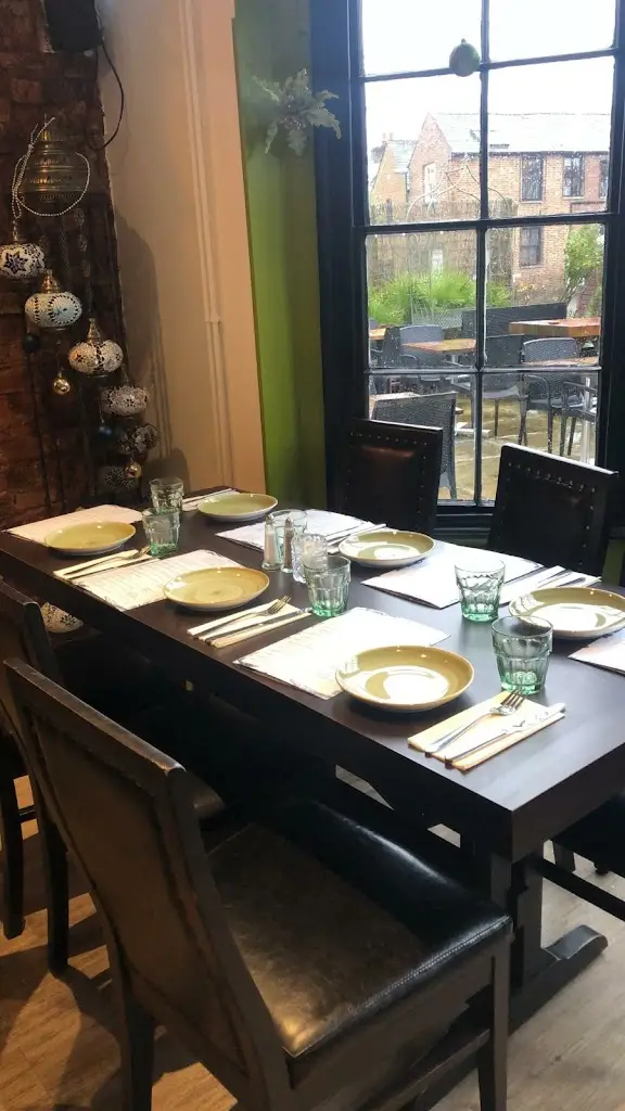 Zeytin_Horsham_slider_image_1