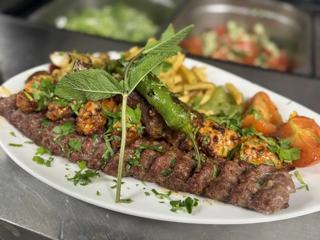 Zeytin_Horsham_slider_image_3