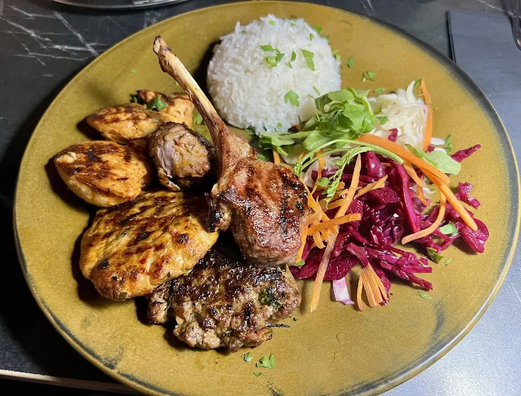 Turkuaz Social Horsham_Horsham_slider_image_3