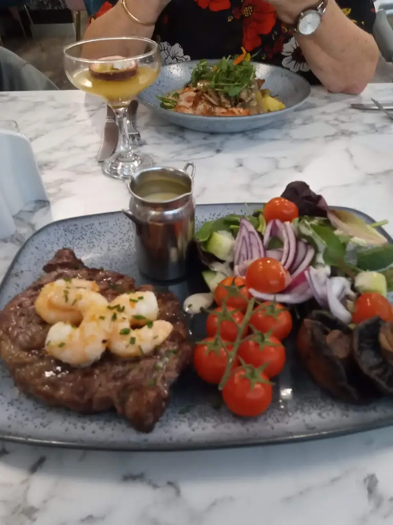 Menu_Bistro 42_Horbury_image_5