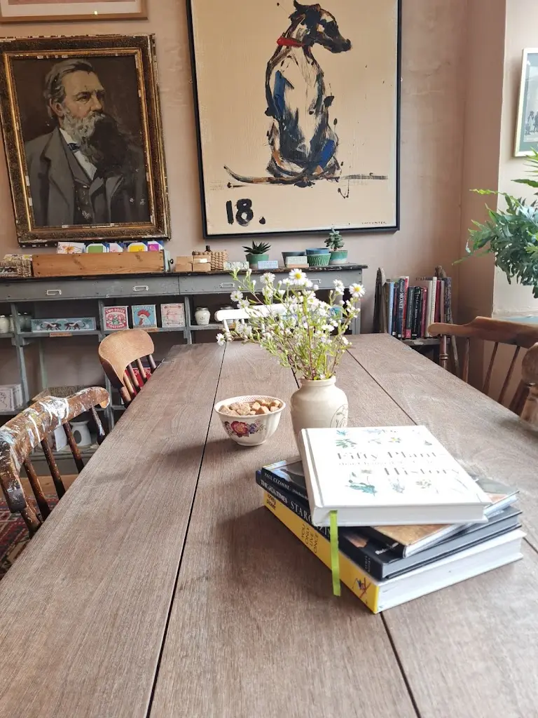 Susan H_Six on Castle Artisan Coffee Shop & Boutique Stays_Bampton_review