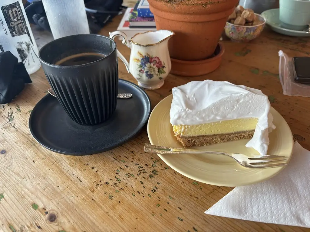 John Hesketh_Six on Castle Artisan Coffee Shop & Boutique Stays_Bampton_review