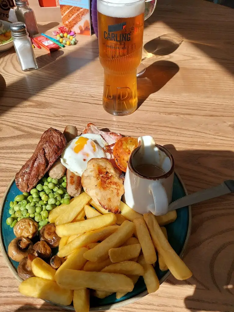 Donna Arundale_Farmhouse Kitchen, Silkwood Park_Horbury_review