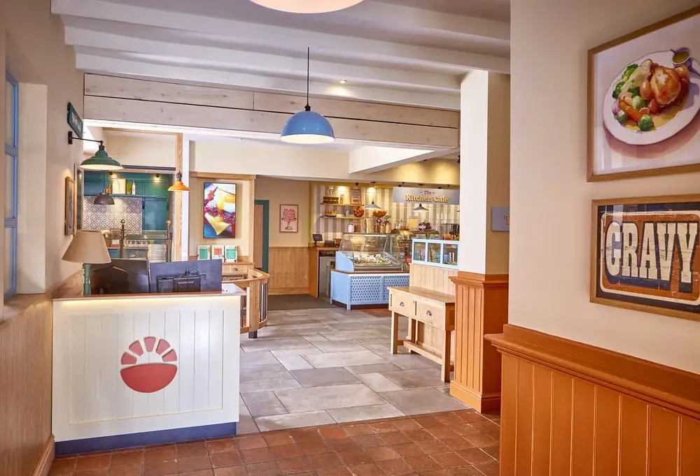 Farmhouse Kitchen, Silkwood Park_Horbury_slider_image_1