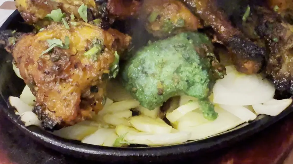 Blake Tracy_The Rose & Crown Pub and Houghton Curry House_Houghton on the Hill_review