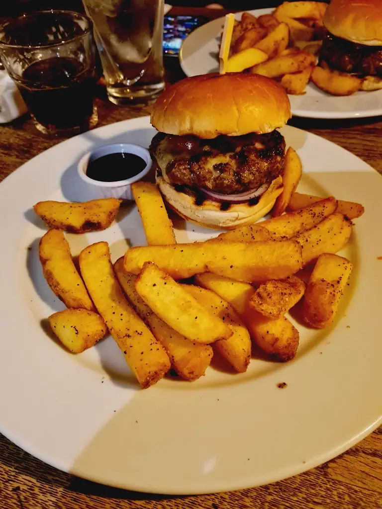 Old Black Horse Inn_Houghton on the Hill_slider_image_2