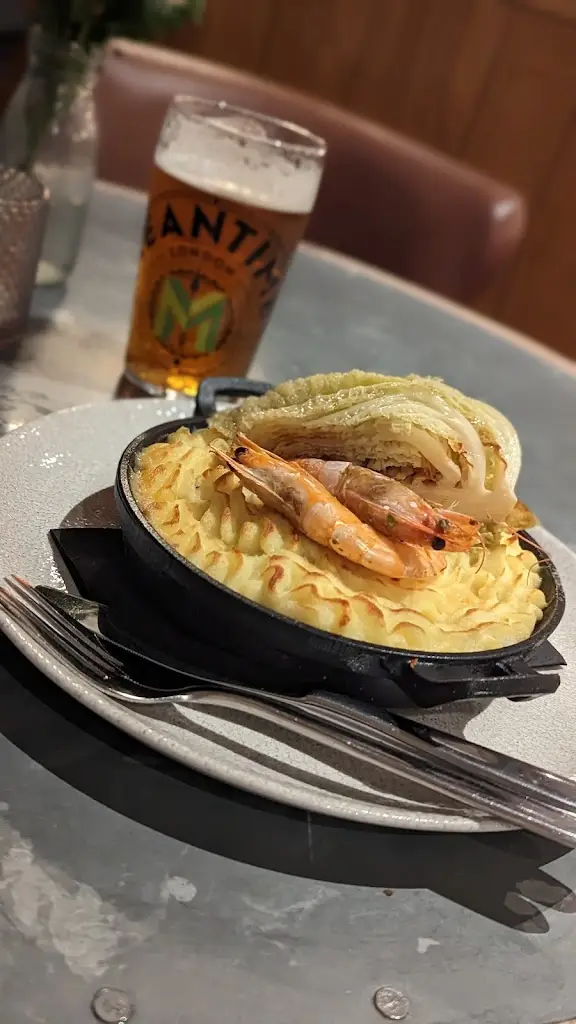 Menu_The Wellington Arms_Hook_image_9