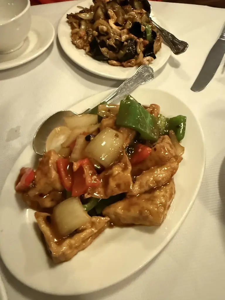 Zuzanna Wierzba_Golden Cottage_Howden_reseña