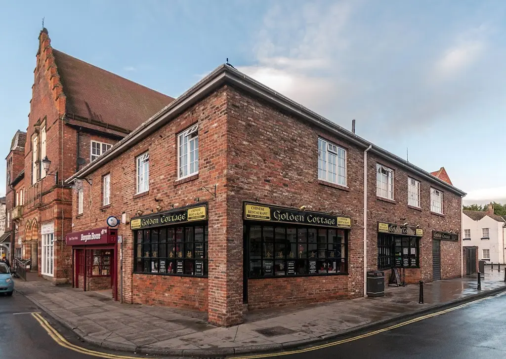 Golden Cottage_Howden_slider_image_3