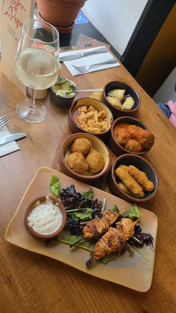 Holly Spurr_Meson La Pepa_Huddersfield_review