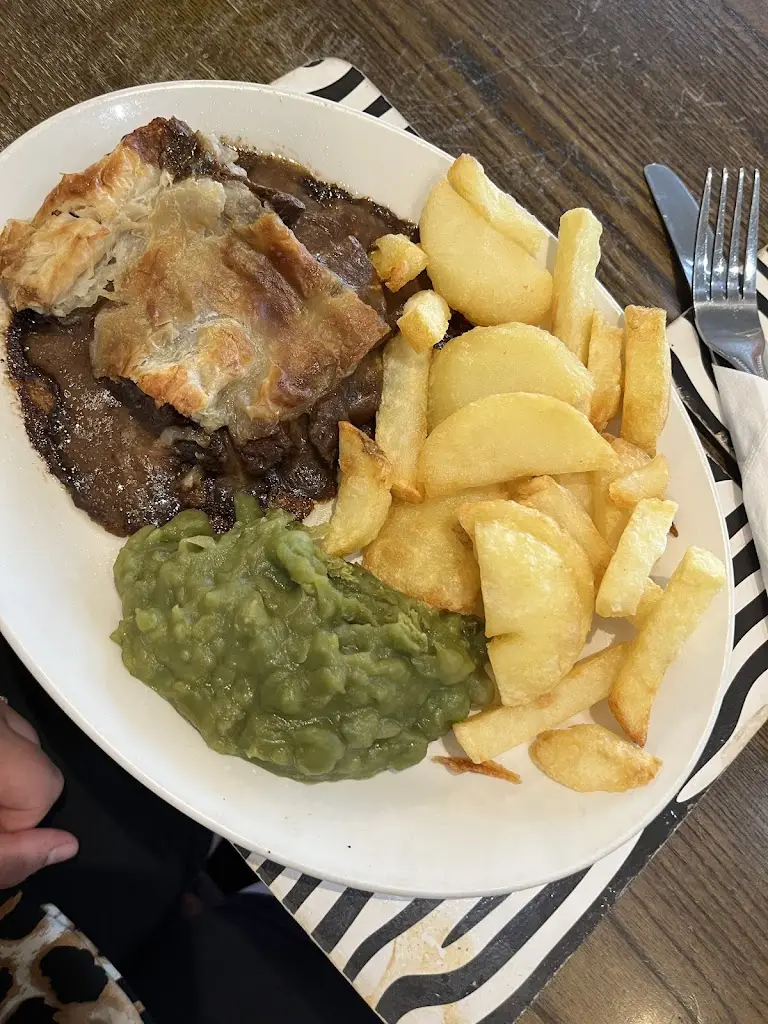 Darren Wright_The Countryman_Humberston_review