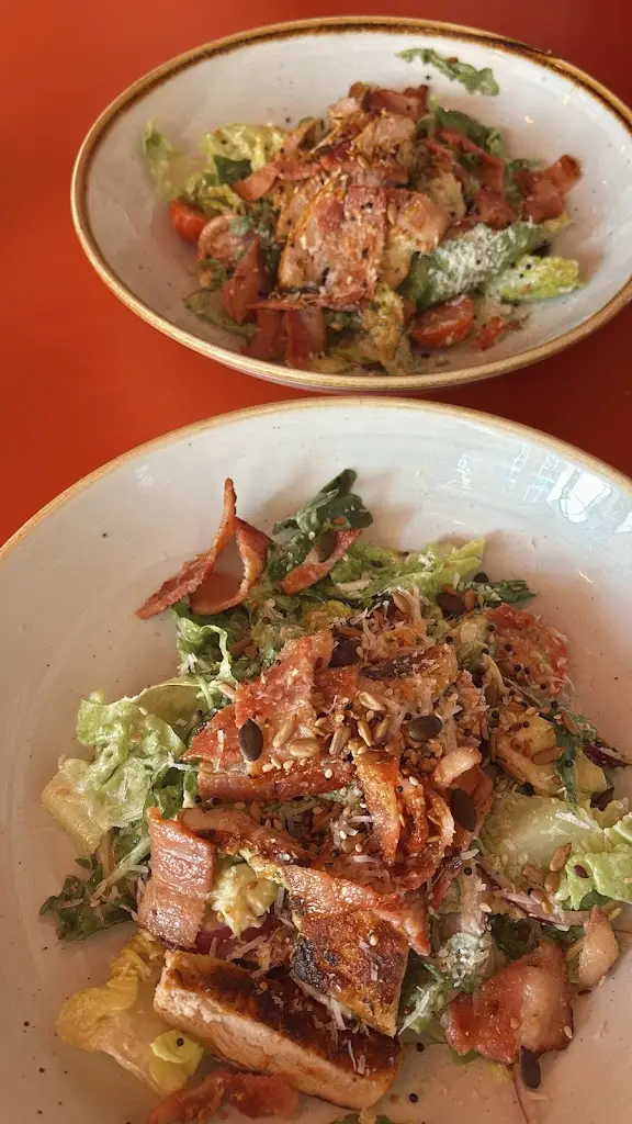 hannahmhumphris_Olmo Lounge_Huntingdon_review